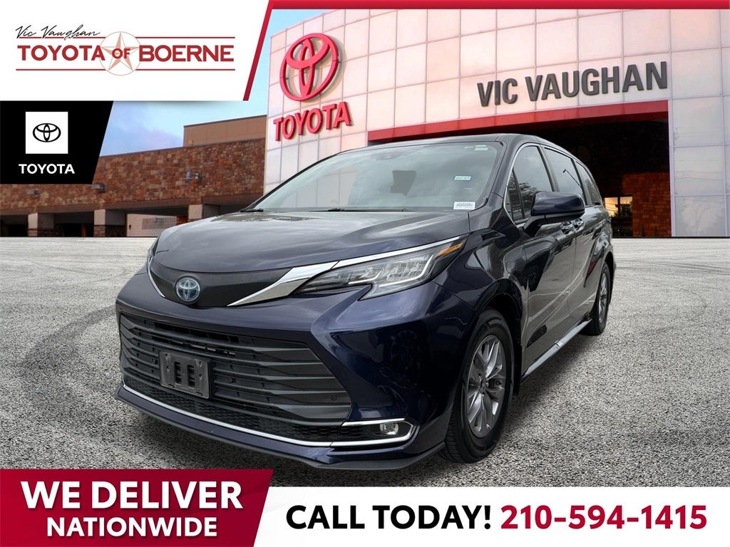 2022 Toyota Sienna XLE 7 Passenger
