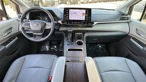 2023 Toyota Sienna XLE 7 Passenger