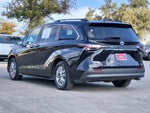 2025 Toyota Sienna XLE 8 Passenger