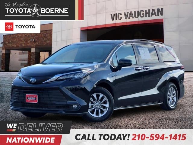 2025 Toyota Sienna XLE 8 Passenger