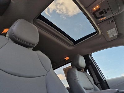 2025 Toyota Sienna XLE 8 Passenger