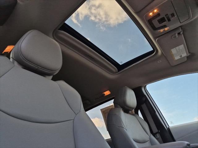 2025 Toyota Sienna XLE 8 Passenger