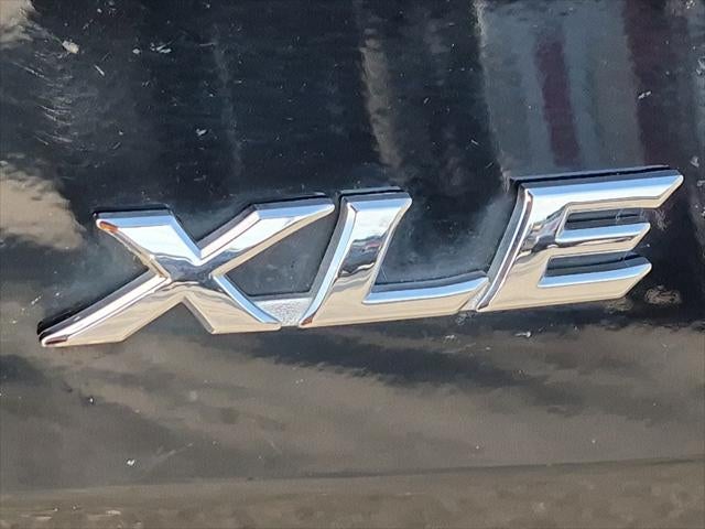 2025 Toyota Sienna XLE 8 Passenger