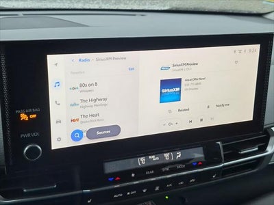 2025 Toyota Sienna XLE 8 Passenger