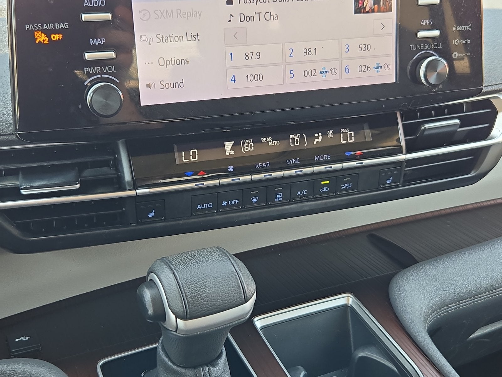 2023 Toyota Sienna XLE 7 Passenger