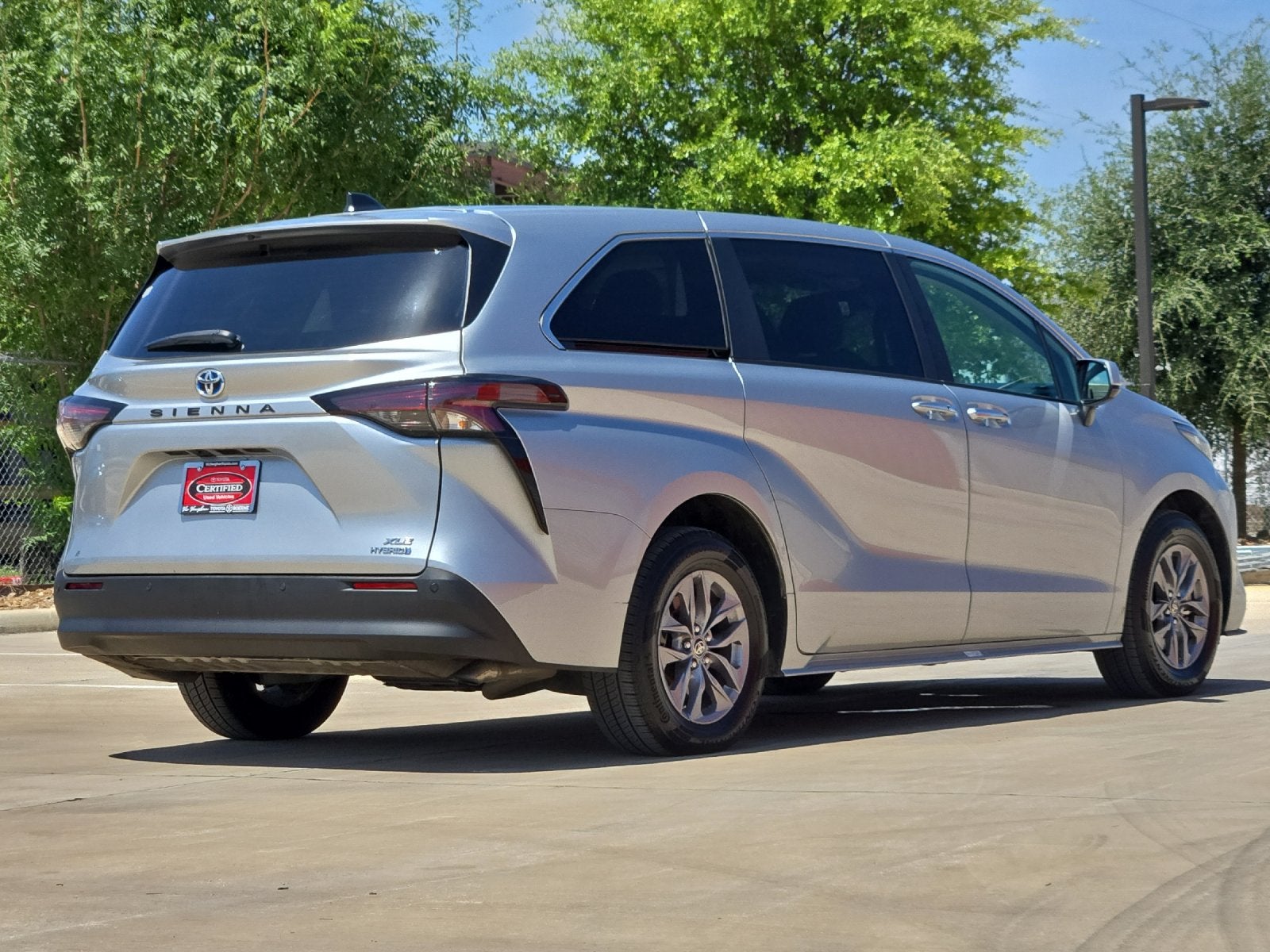2023 Toyota Sienna XLE 7 Passenger