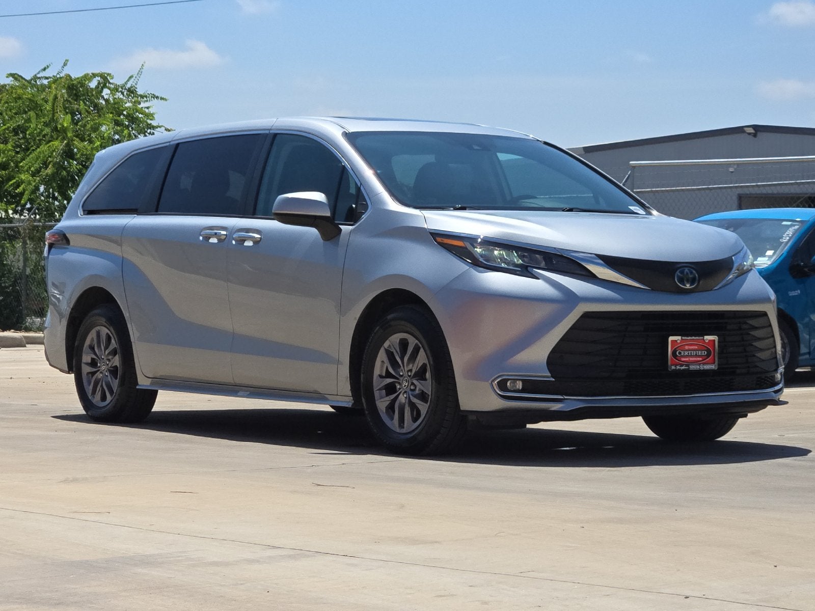 2023 Toyota Sienna XLE 7 Passenger