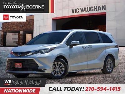 2023 Toyota Sienna XLE 7 Passenger