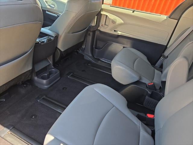 2023 Toyota Sienna XLE 7 Passenger