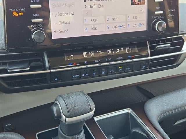 2023 Toyota Sienna XLE 7 Passenger