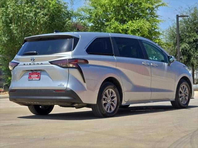2023 Toyota Sienna XLE 7 Passenger