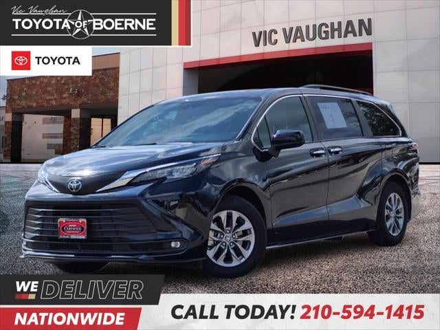2026 Toyota Sienna XLE 8 Passenger