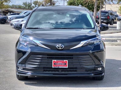 2026 Toyota Sienna XLE 8 Passenger
