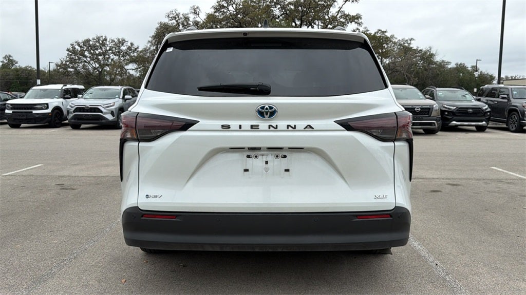 2025 Toyota Sienna XLE 7 Passenger