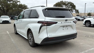 2025 Toyota Sienna XLE 7 Passenger