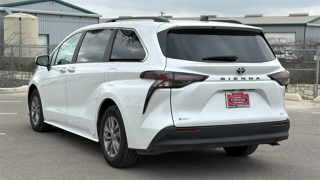 2025 Toyota Sienna XLE 7 Passenger