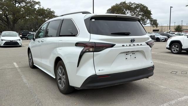2025 Toyota Sienna XLE 7 Passenger