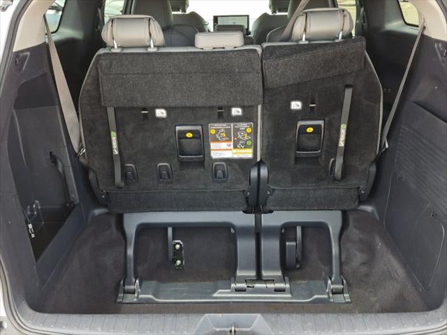 2025 Toyota Sienna XLE 8 Passenger