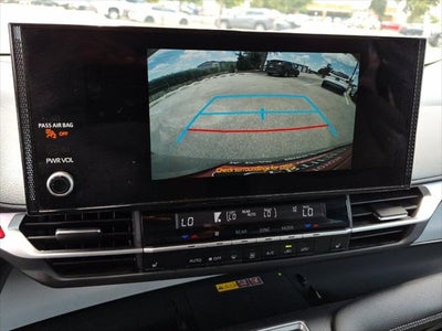 2025 Toyota Sienna XLE 8 Passenger