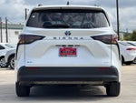 2025 Toyota Sienna XLE 8 Passenger