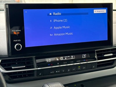 2025 Toyota Sienna XLE 8 Passenger