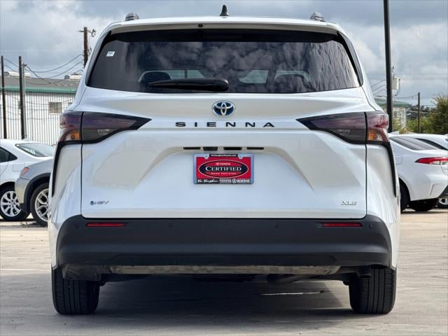 2025 Toyota Sienna XLE 8 Passenger
