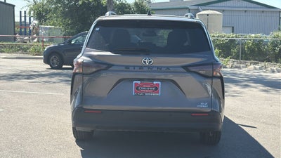 2024 Toyota Sienna XLE 7 Passenger
