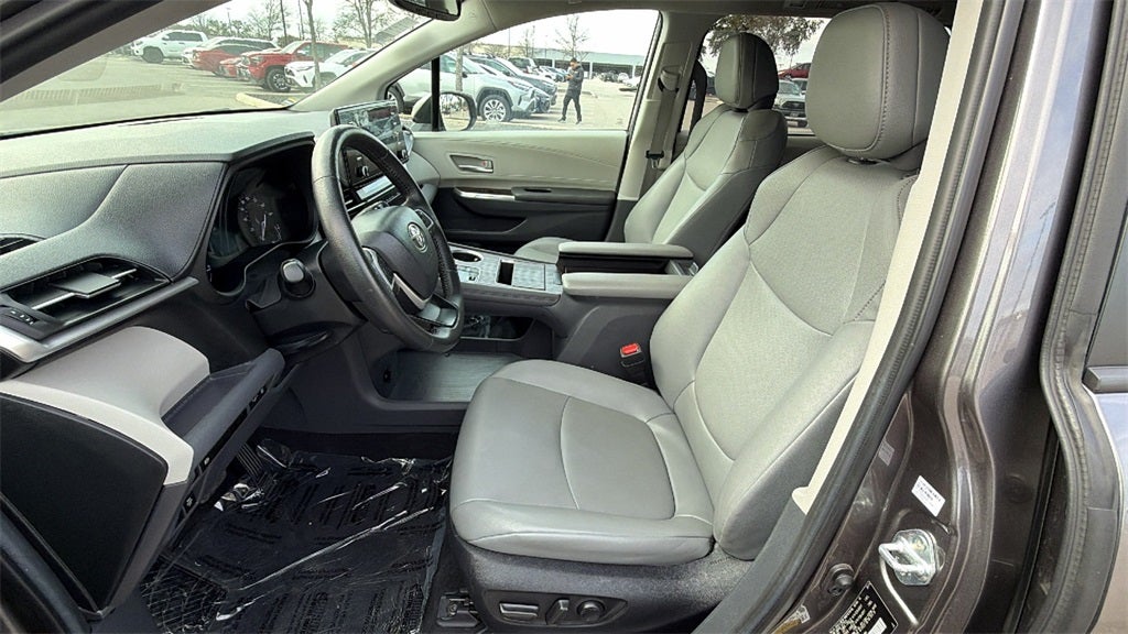 2024 Toyota Sienna XLE 7 Passenger