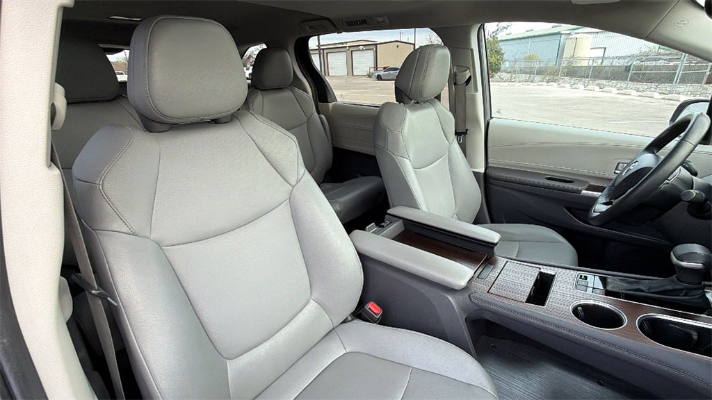 2024 Toyota Sienna XLE 7 Passenger