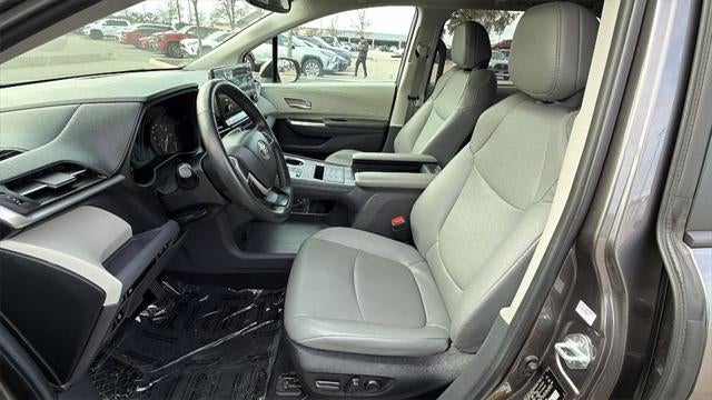 2024 Toyota Sienna XLE 7 Passenger