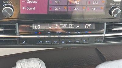 2024 Toyota Sienna XLE 7 Passenger