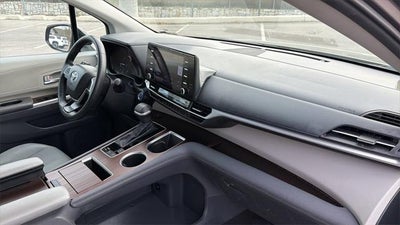 2024 Toyota Sienna XLE 7 Passenger