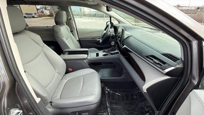 2024 Toyota Sienna XLE 7 Passenger