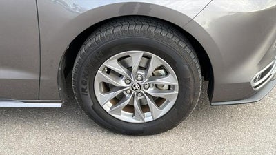 2024 Toyota Sienna XLE 7 Passenger