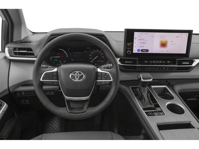 2025 Toyota Sienna XLE