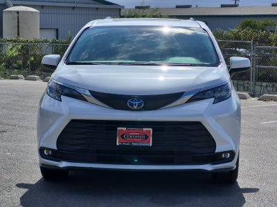 2025 Toyota Sienna XLE