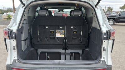 2024 Toyota Sienna XLE 7 Passenger