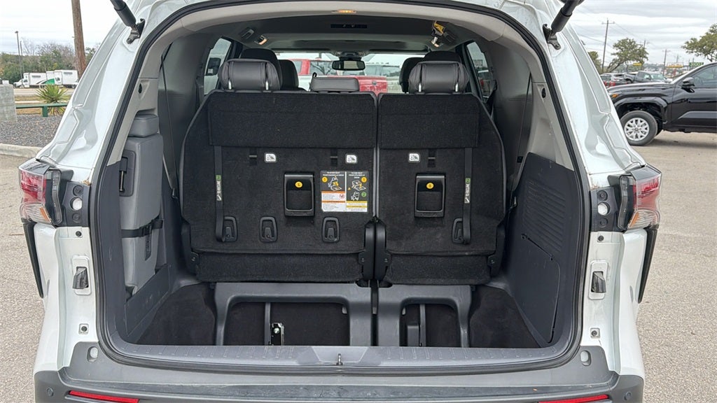 2024 Toyota Sienna XLE 7 Passenger