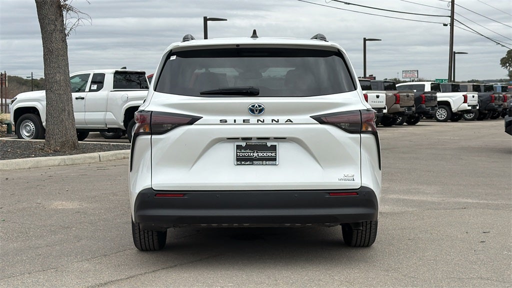 2024 Toyota Sienna XLE 7 Passenger