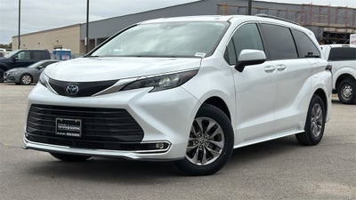 2024 Toyota Sienna XLE 7 Passenger