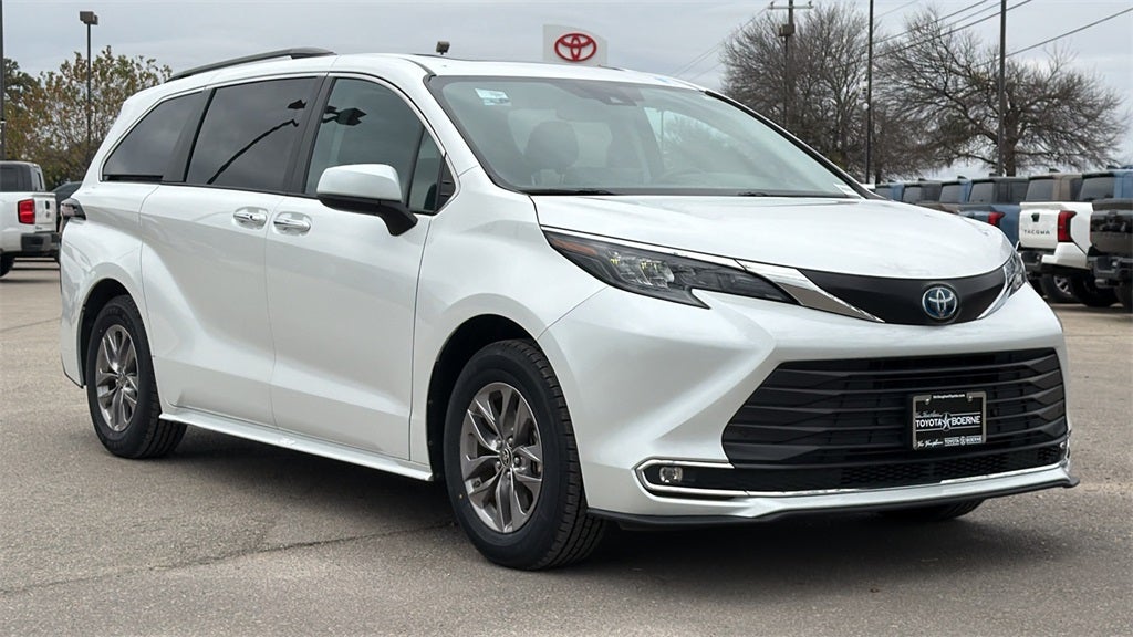 2024 Toyota Sienna XLE 7 Passenger