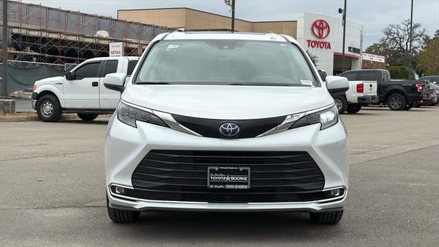 2024 Toyota Sienna XLE 7 Passenger