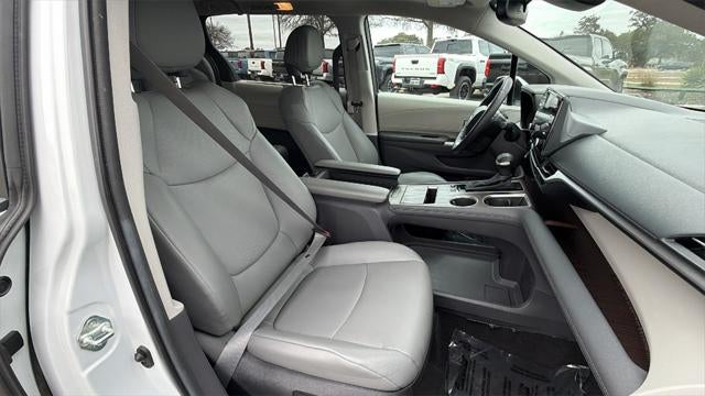 2024 Toyota Sienna XLE 7 Passenger