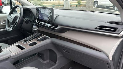 2024 Toyota Sienna XLE 7 Passenger