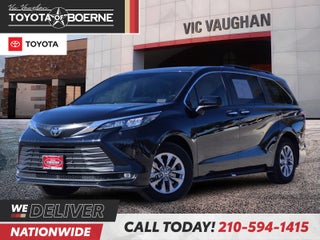2026 Toyota Sienna XLE 8 Passenger