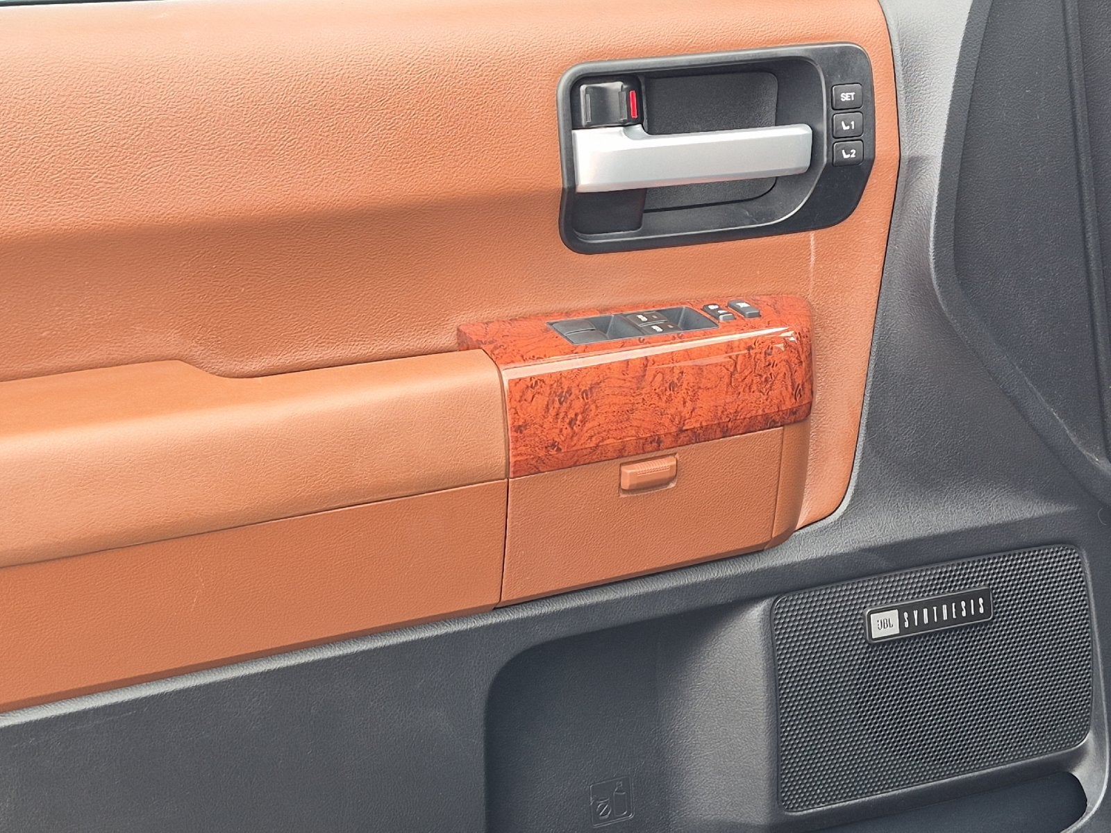 2018 Toyota Sequoia Platinum