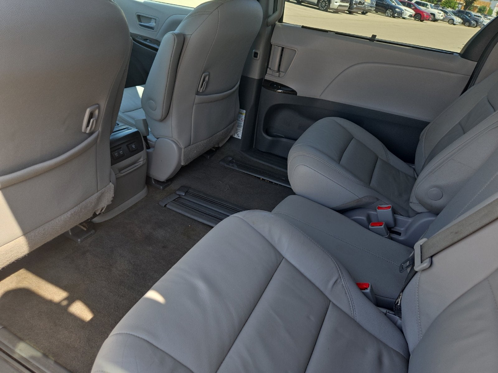 2018 Toyota Sienna XLE 8 Passenger