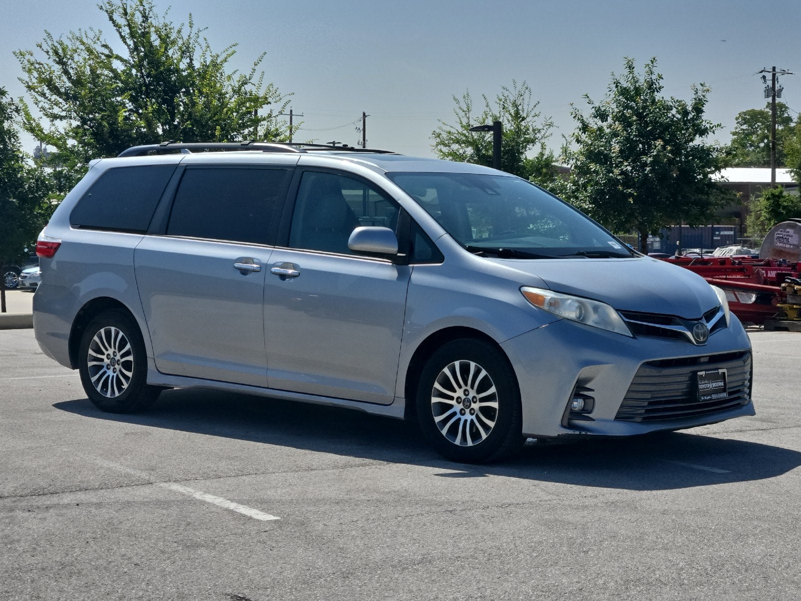 2018 Toyota Sienna XLE 8 Passenger