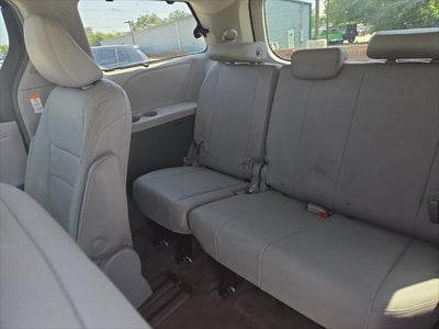 2018 Toyota Sienna XLE 8 Passenger