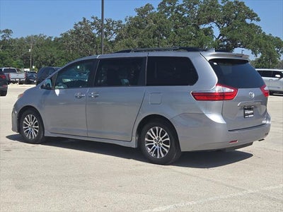 2018 Toyota Sienna XLE 8 Passenger